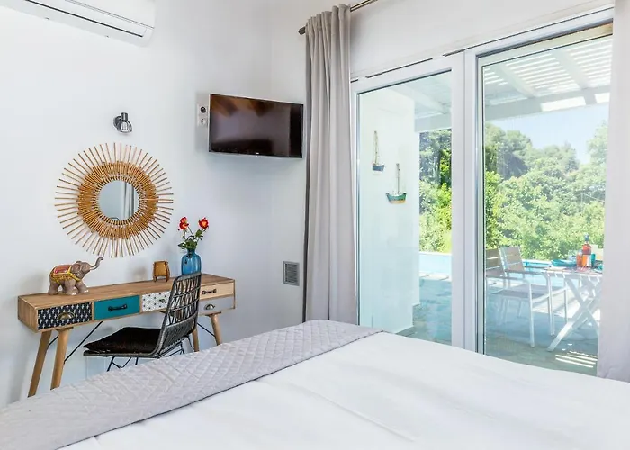 Amarandos Villa Agnontas